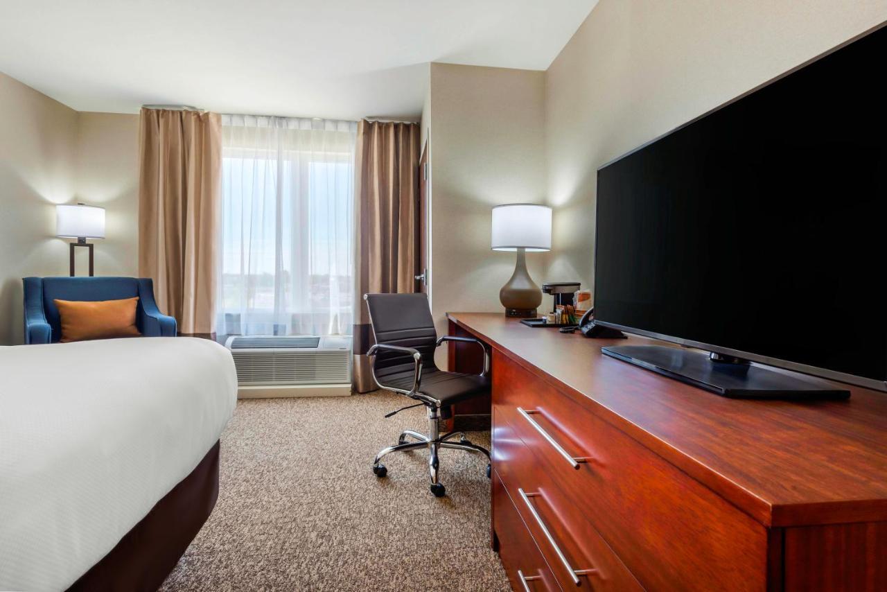 Comfort Inn&Suites Greater Napanee Eksteriør bilde